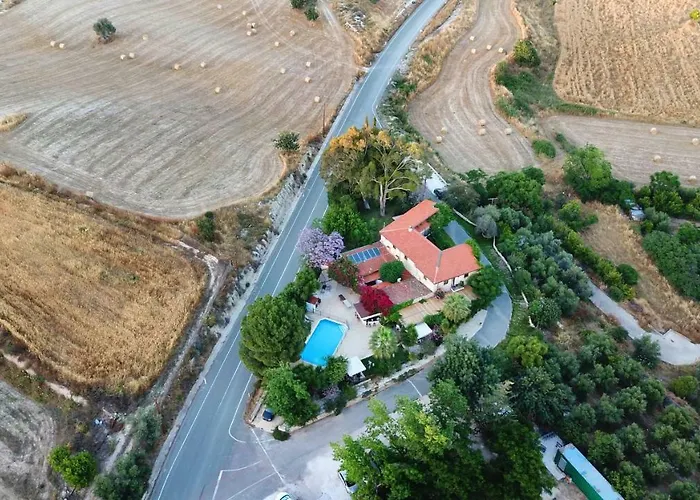 イン Vasilias Nikoklis 4*