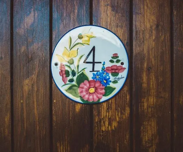 Vasilias Nikoklis 4*